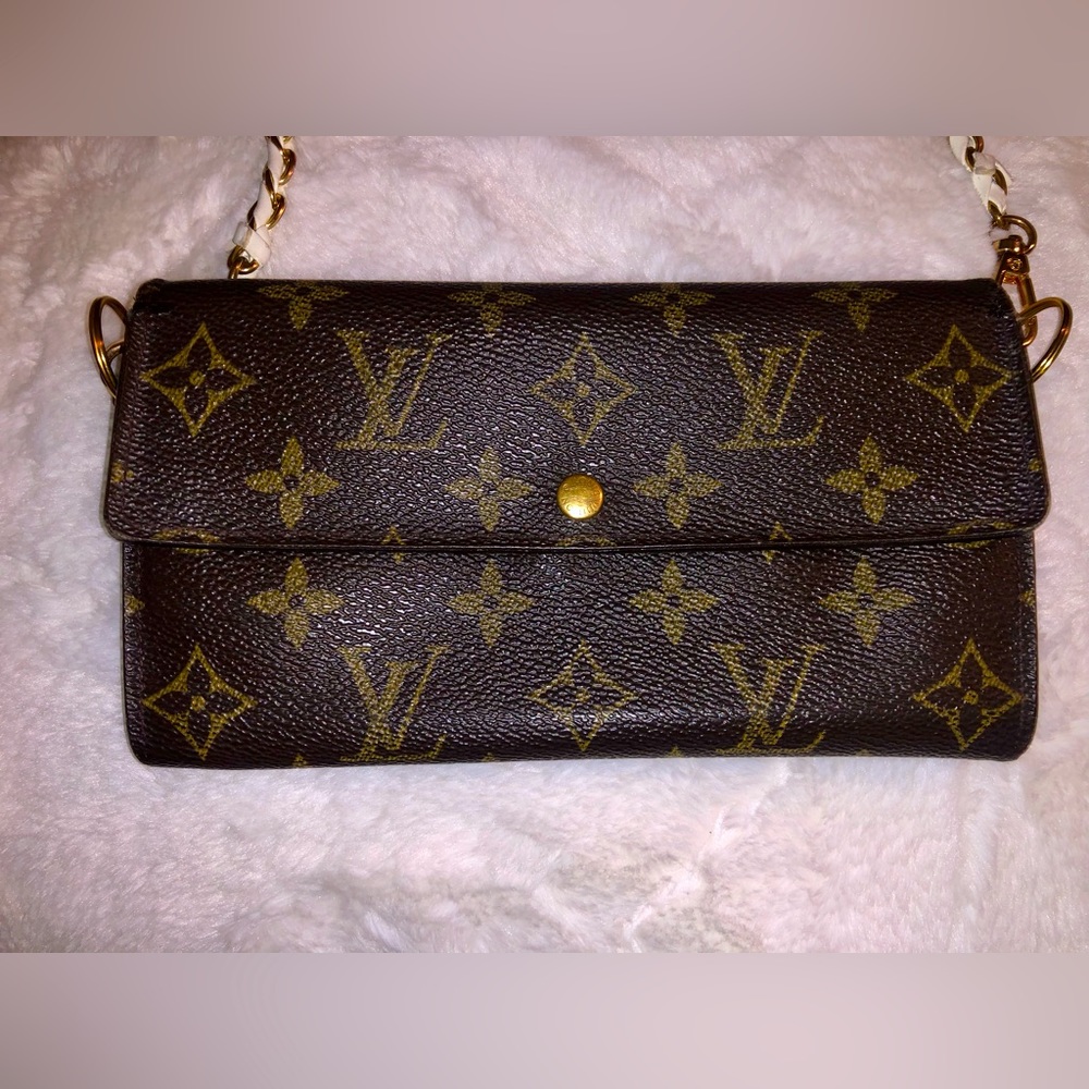 LV Sarah Wallet